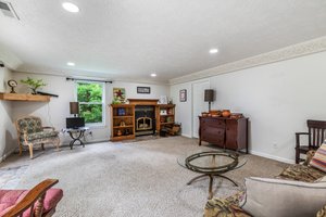 052 - 514 Lexington Court Desoto MO.jpg