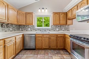 031 - 514 Lexington Court Desoto MO.jpg