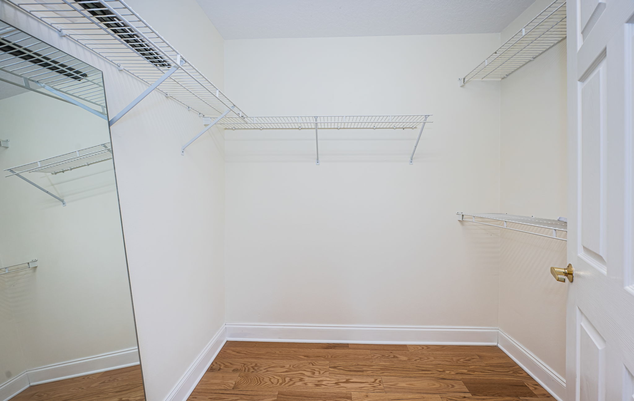 Upper Level Master Bedroom Walk-in Closet