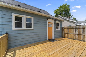  Photo 48