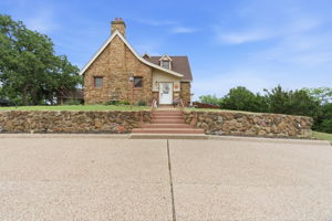  Photo 0