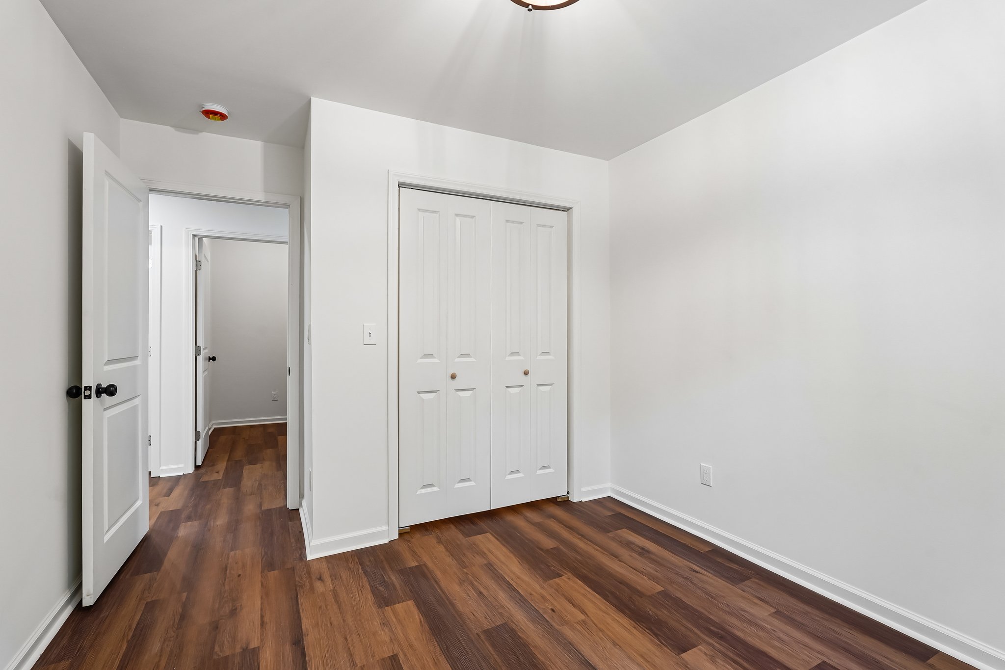 W Arch St-S2304-027.jpg