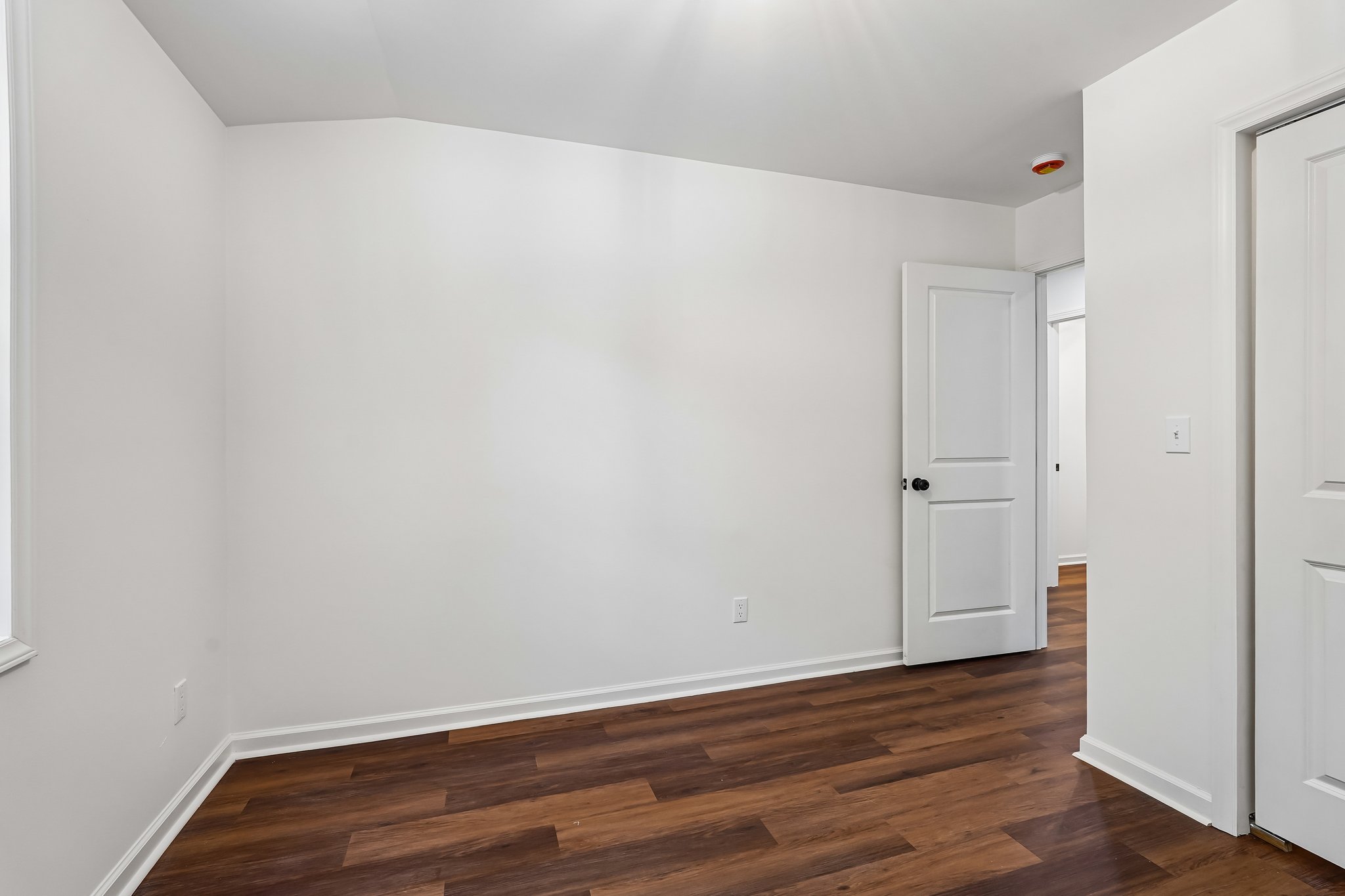 W Arch St-S2304-028.jpg