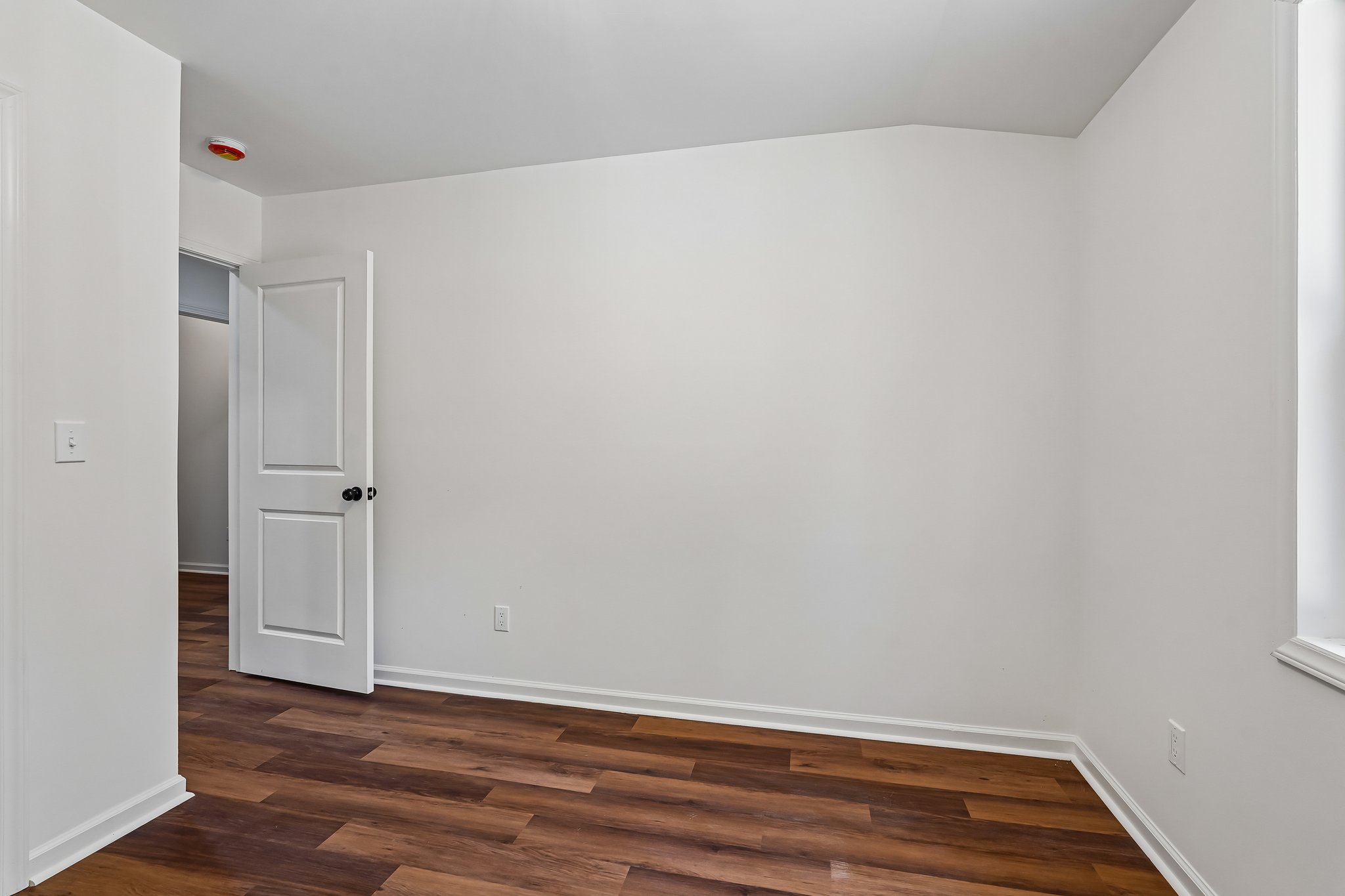 W Arch St-S2304-035.jpg