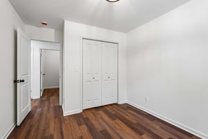 W Arch St-S2304-027.jpg