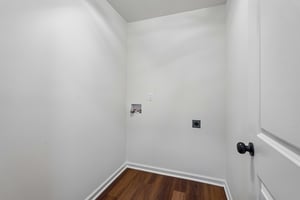 W Arch St-S2304-029.jpg