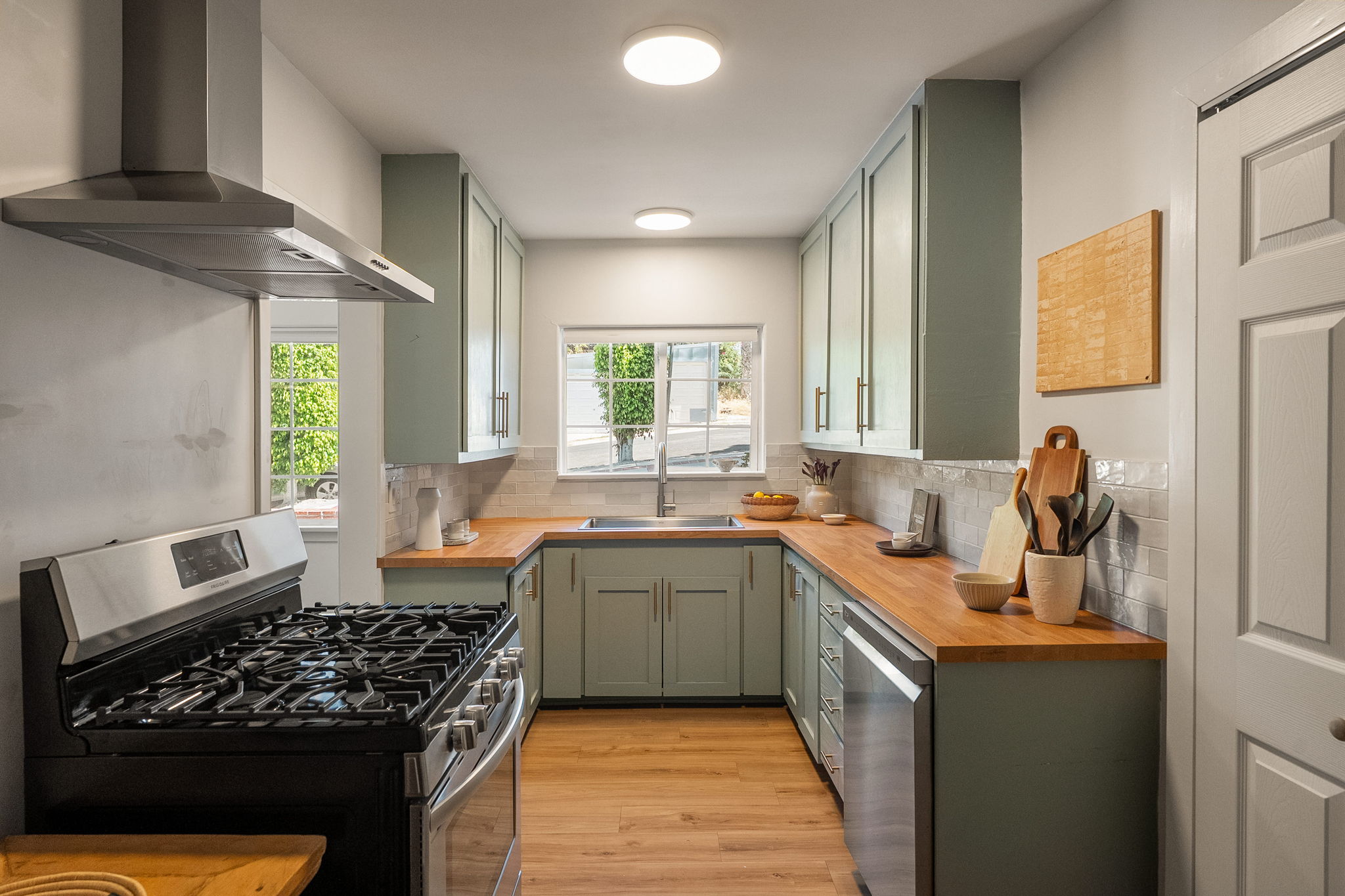 5140 Miriam Street-14