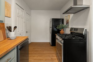 5140 Miriam Street-16