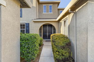 5141 Fern Ridge Cir photo 5 of 77