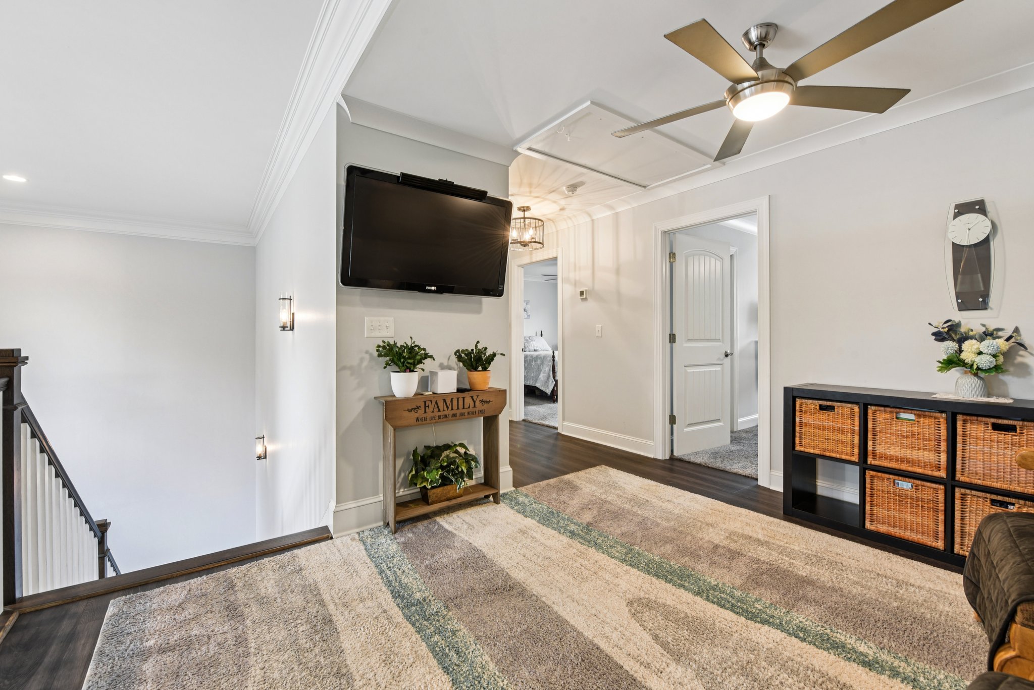 Sapp Cir-L1807-025.jpg