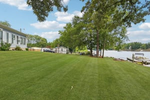 Sapp Cir-L1807-038.jpg