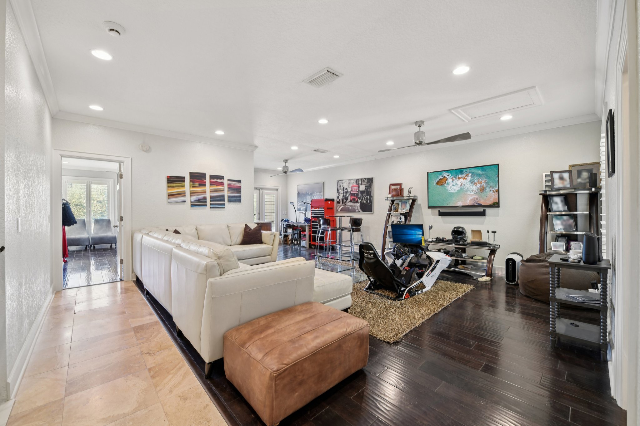 Latrobe Dr-L1102-044.jpg