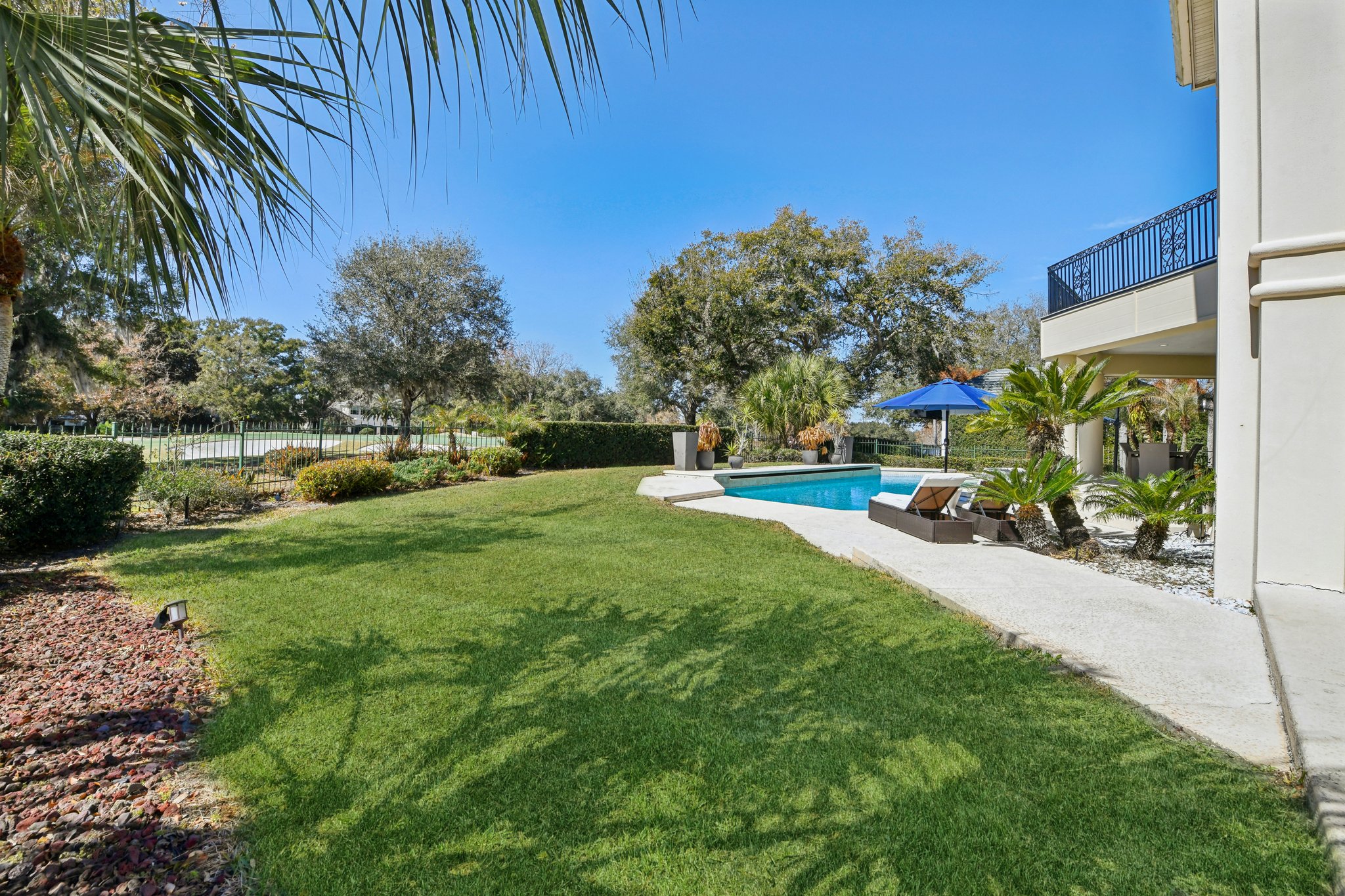 Latrobe Dr-L1102-056.jpg