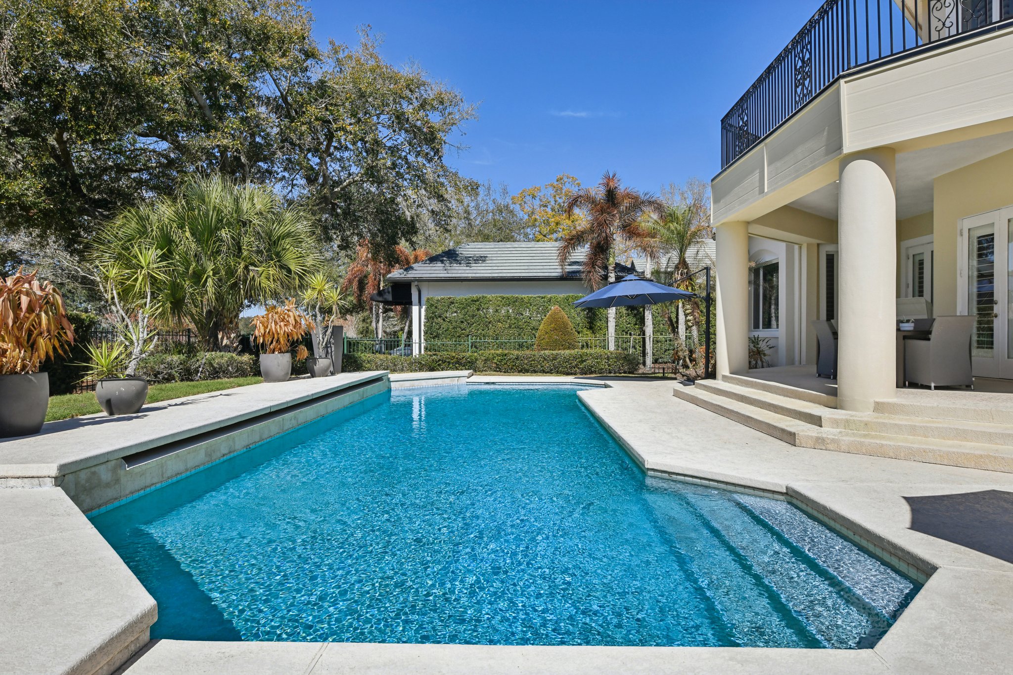 Latrobe Dr-L1102-058.jpg