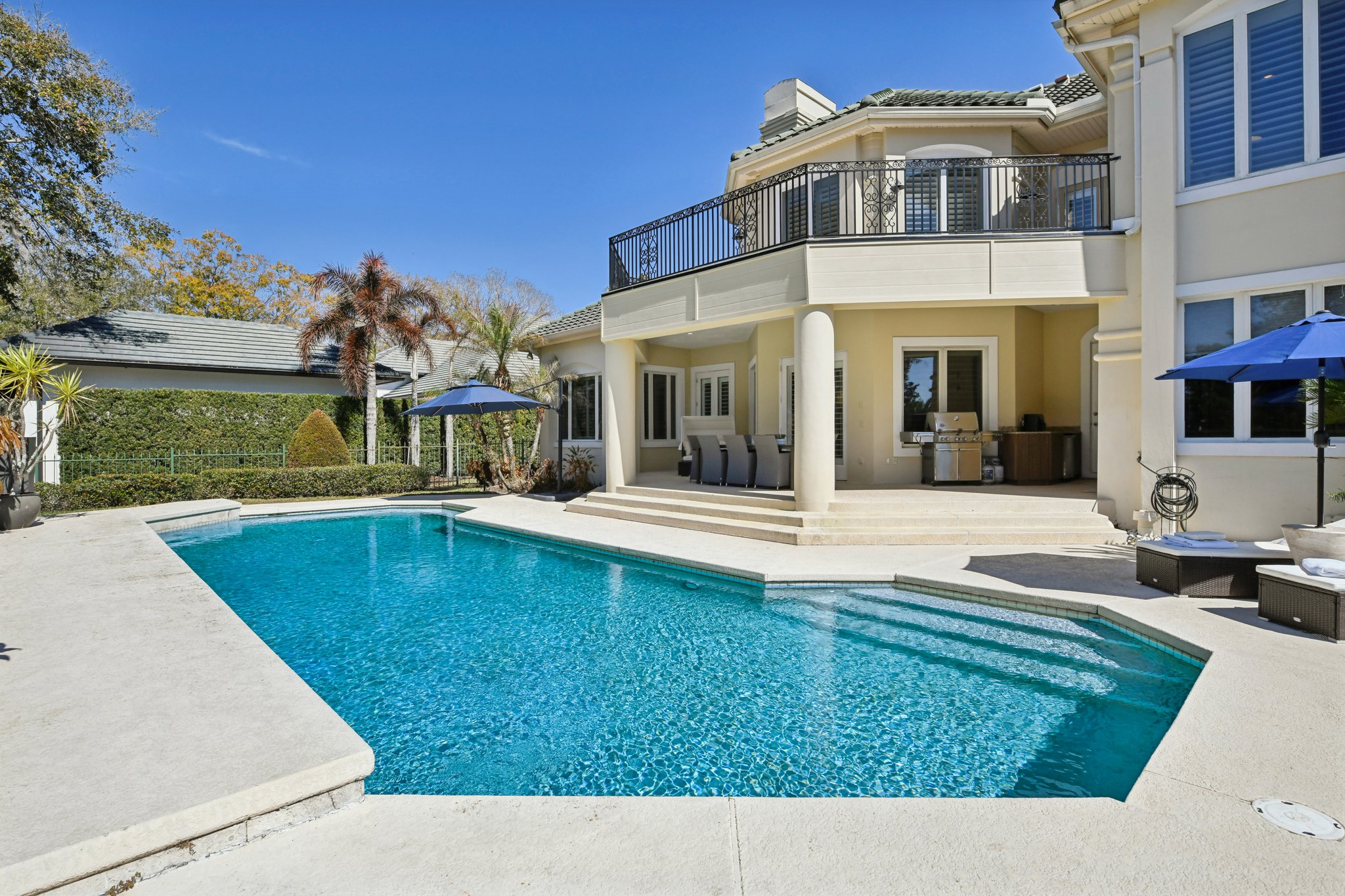 Latrobe Dr-L1102-059.jpg