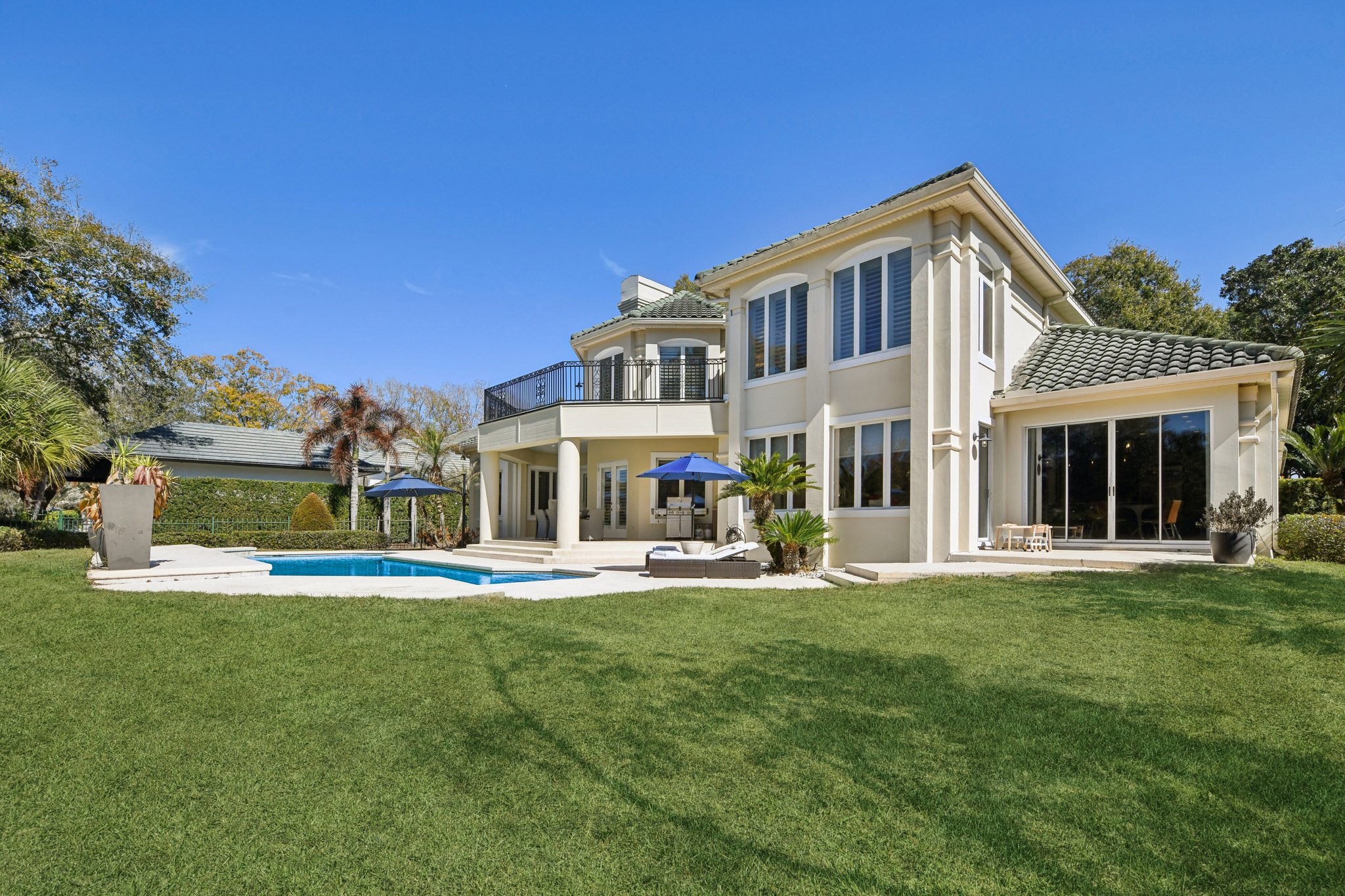 Latrobe Dr-L1102-063.jpg