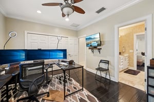 Latrobe Dr-L1102-041.jpg