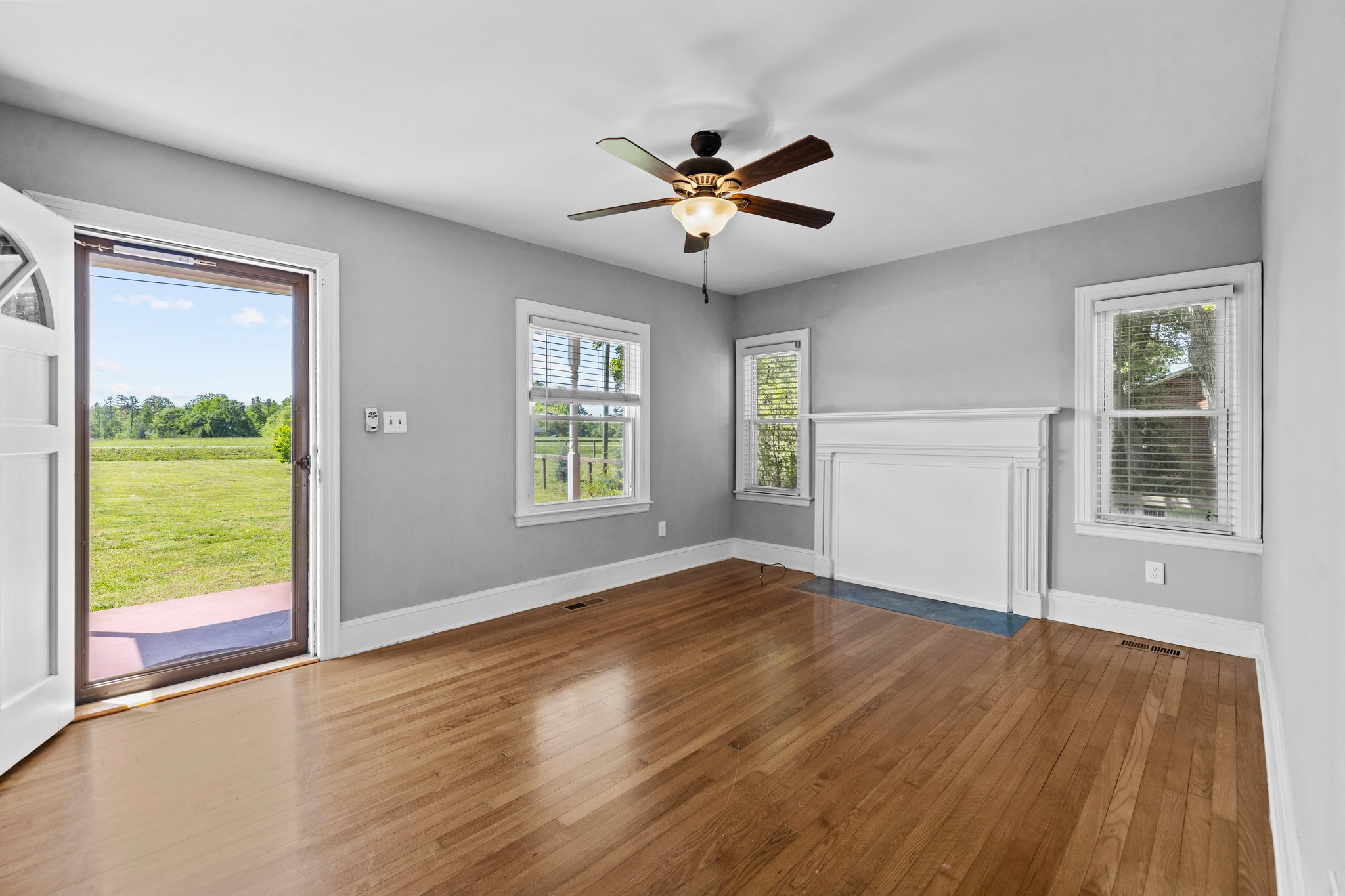 5145 Mt Holly-Huntersville Rd, Charlotte, NC 28216, USA Photo 26