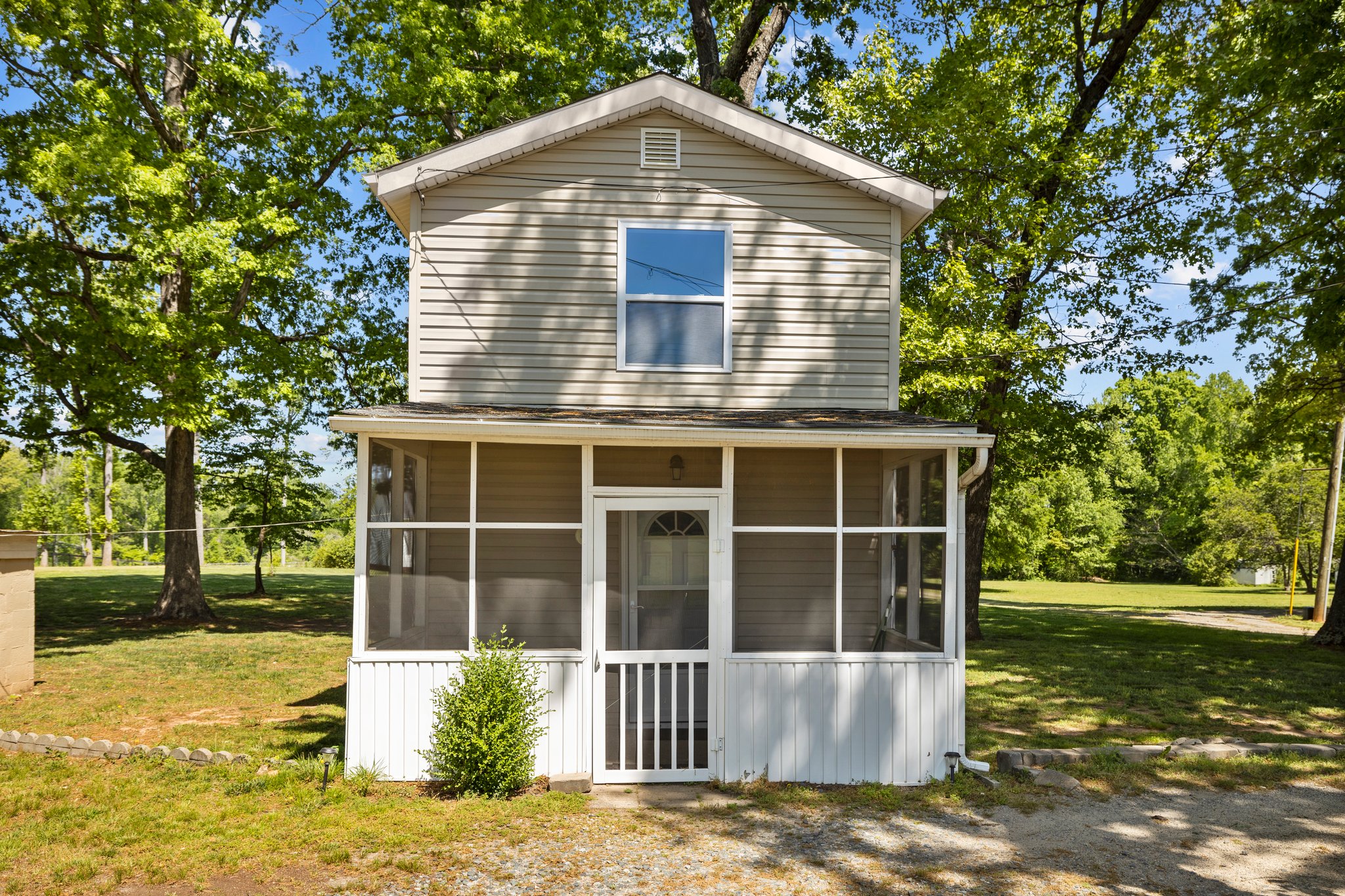 5145 Mt Holly-Huntersville Rd, Charlotte, NC 28216, USA Photo 4