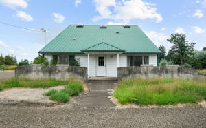  Photo 48