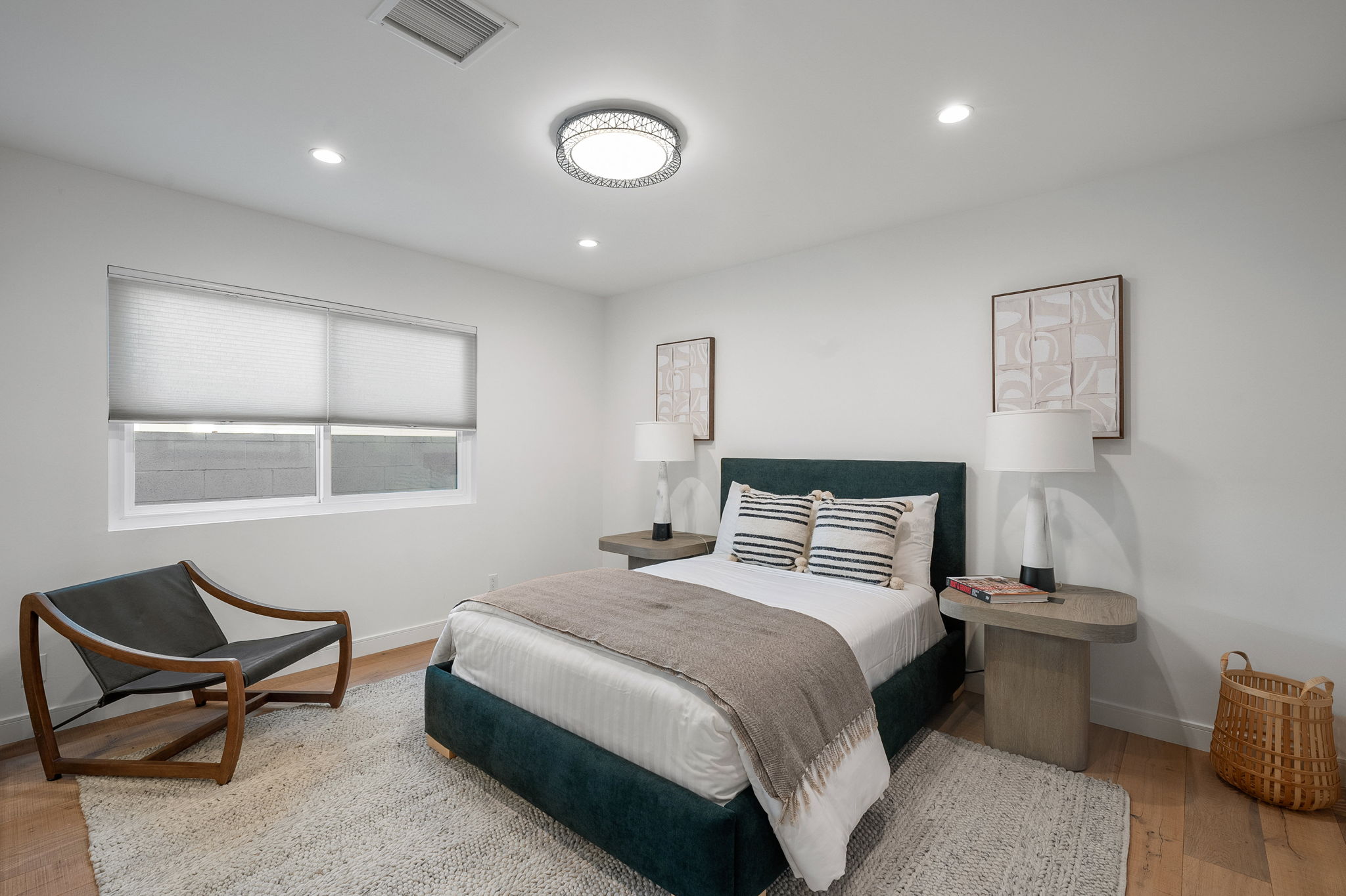 5146 N Maywood Avenue-69