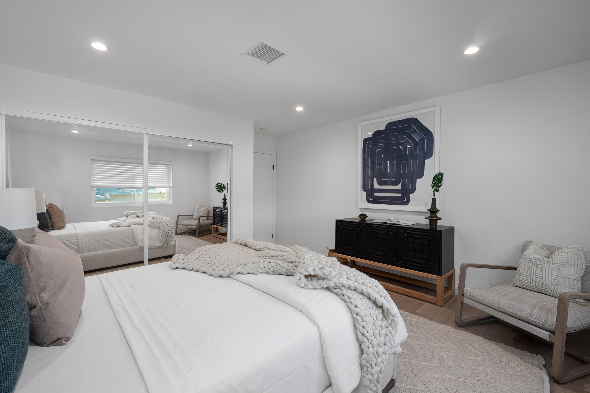 5146 N Maywood Avenue-81