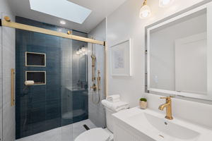 5146 N Maywood Avenue-74