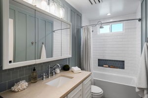 5146 N Maywood Avenue-78