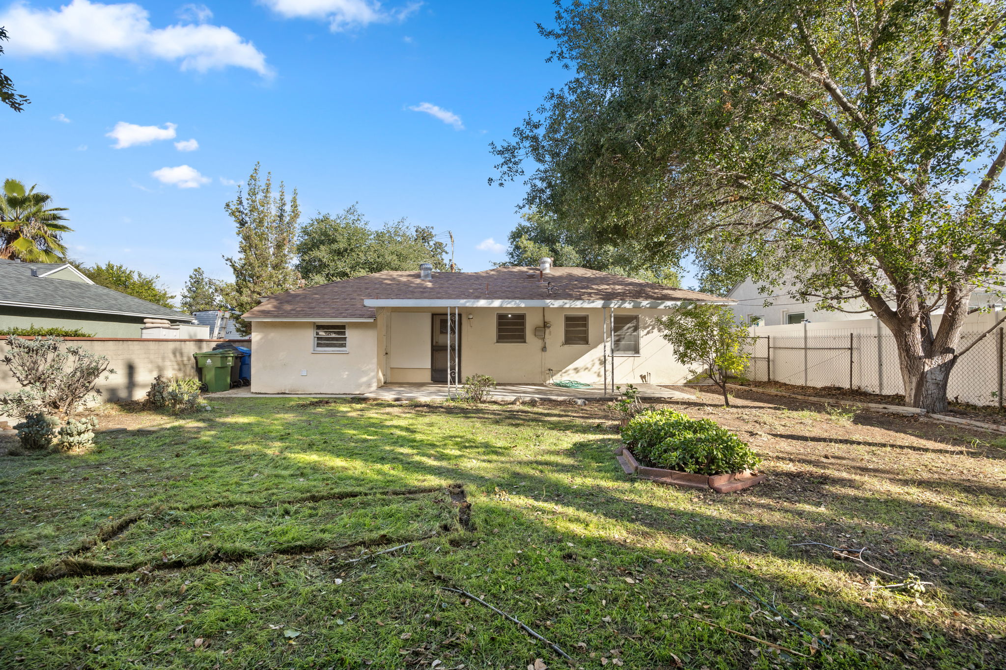 5147 Garden Grove Avenue-13