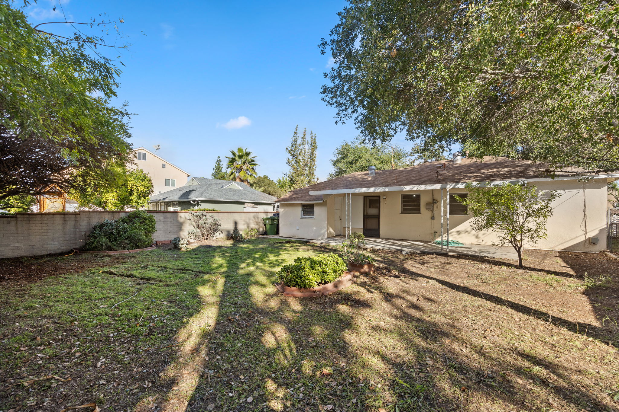 5147 Garden Grove Avenue-15