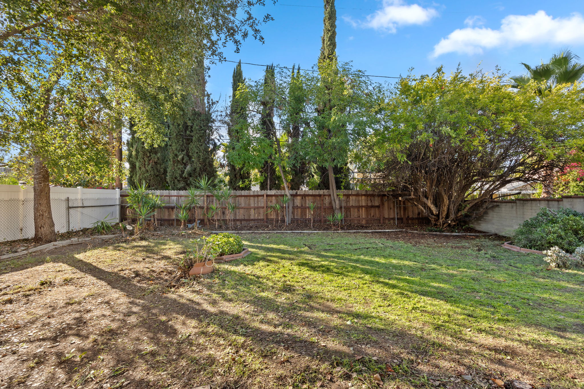 5147 Garden Grove Avenue-16