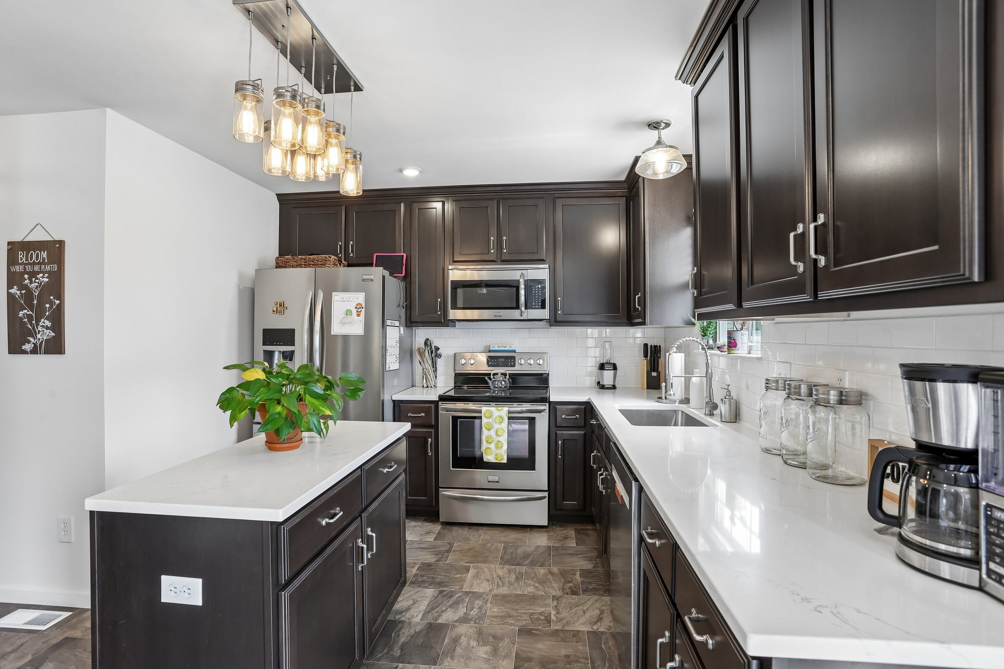 Seckman Ridge Way-S2705-014.jpg