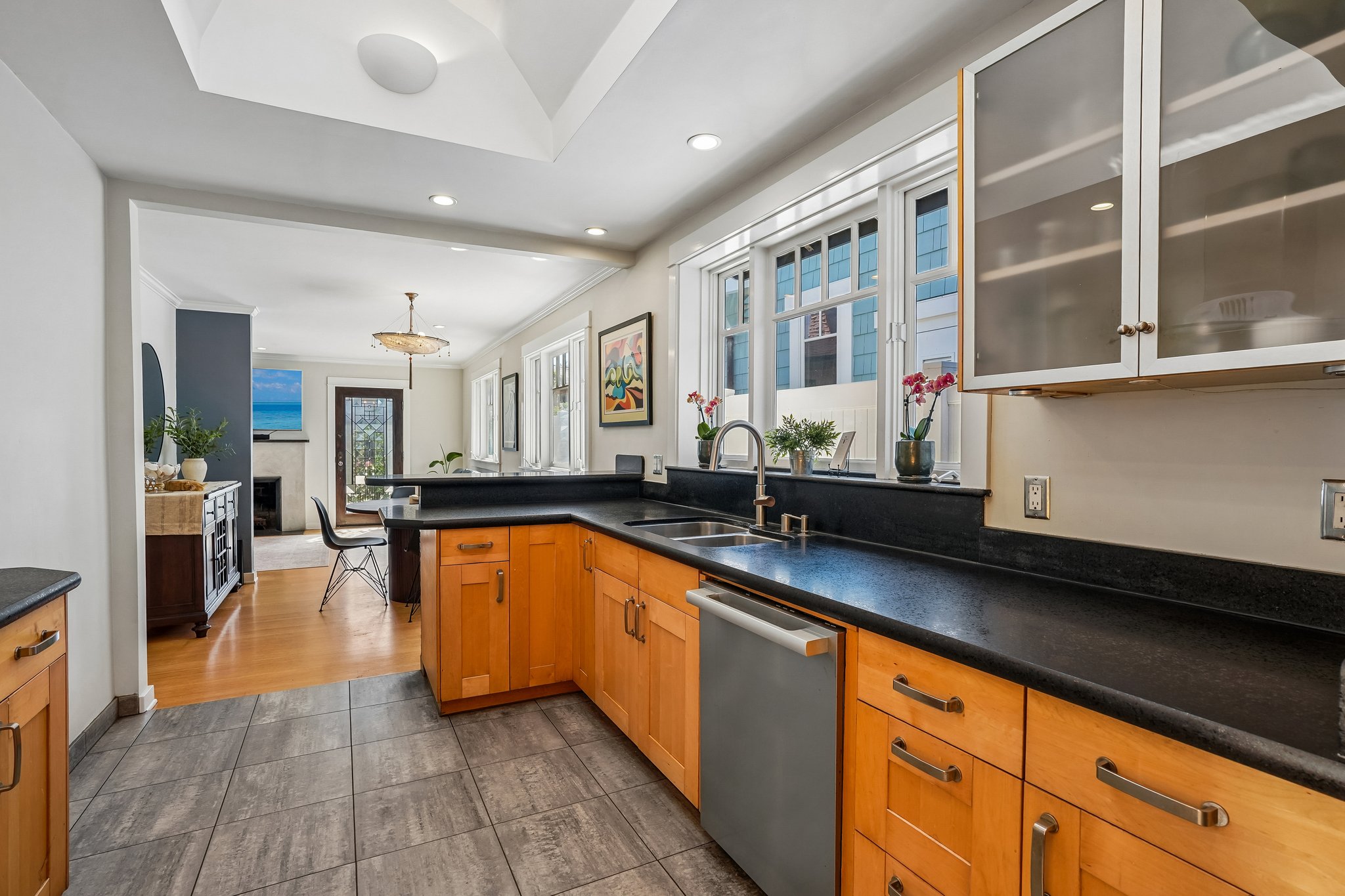24th St-S1410-017.jpg