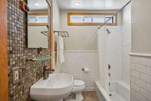 24th St-S1410-024.jpg