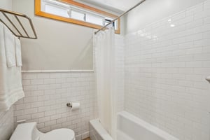 24th St-S1410-025.jpg