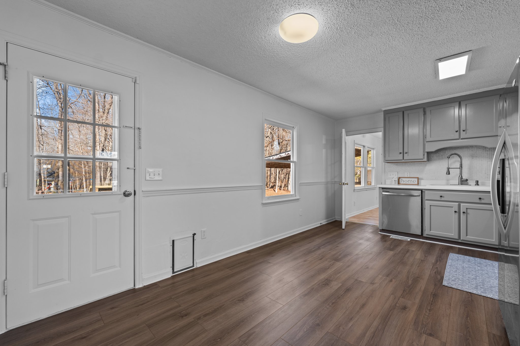 kitchen / dining