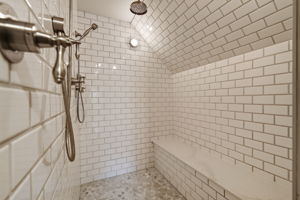  Photo 35