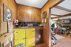 Wet Bar