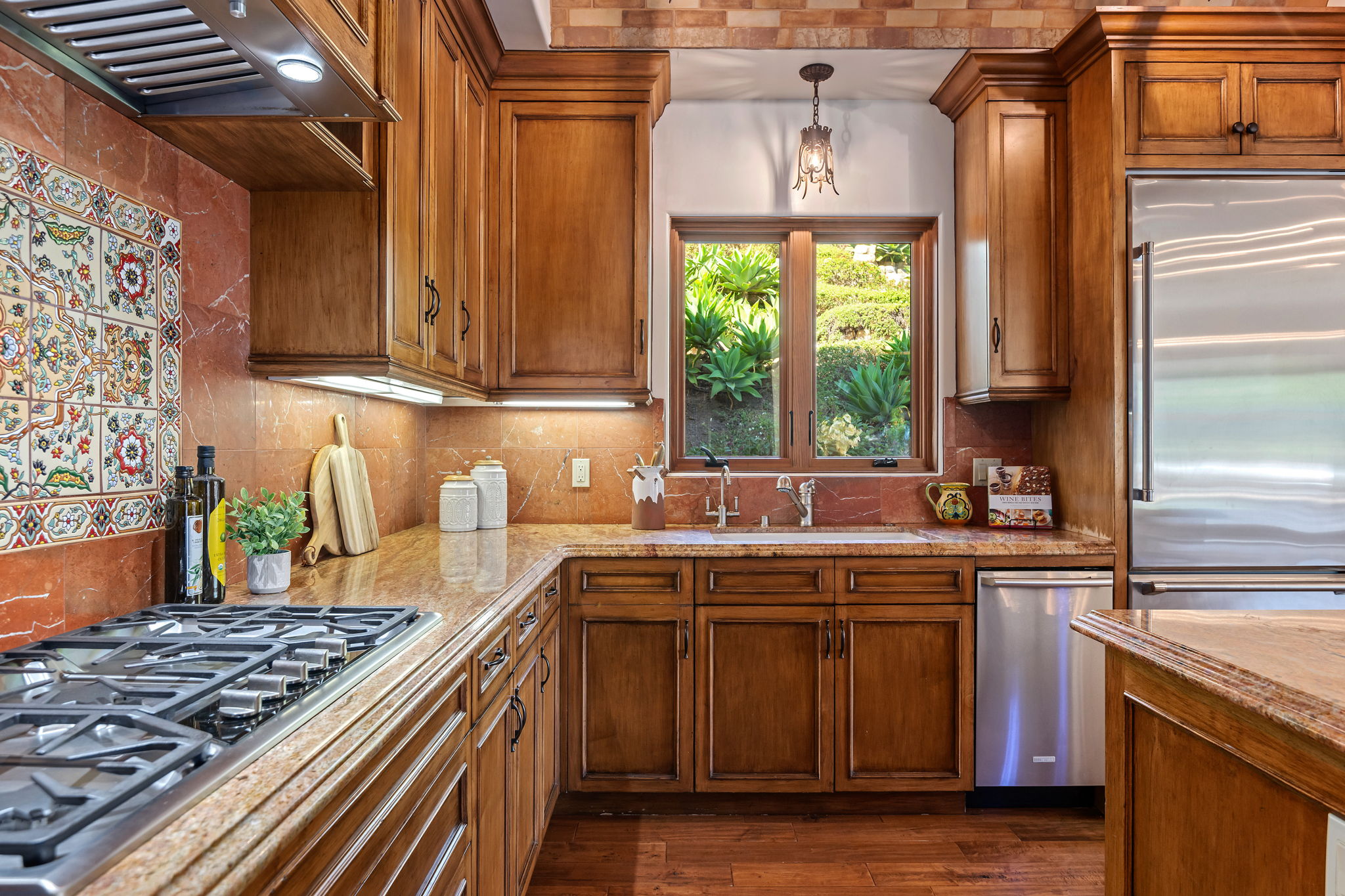 16 - Kitchen