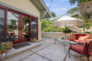 18 - Side Patio