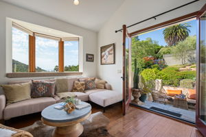 23 - Family Room