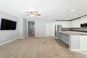  Photo 47