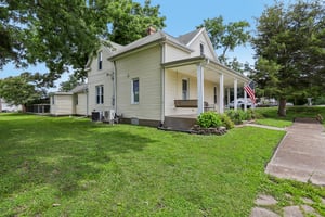 E 3rd North St-S2606-002.jpg