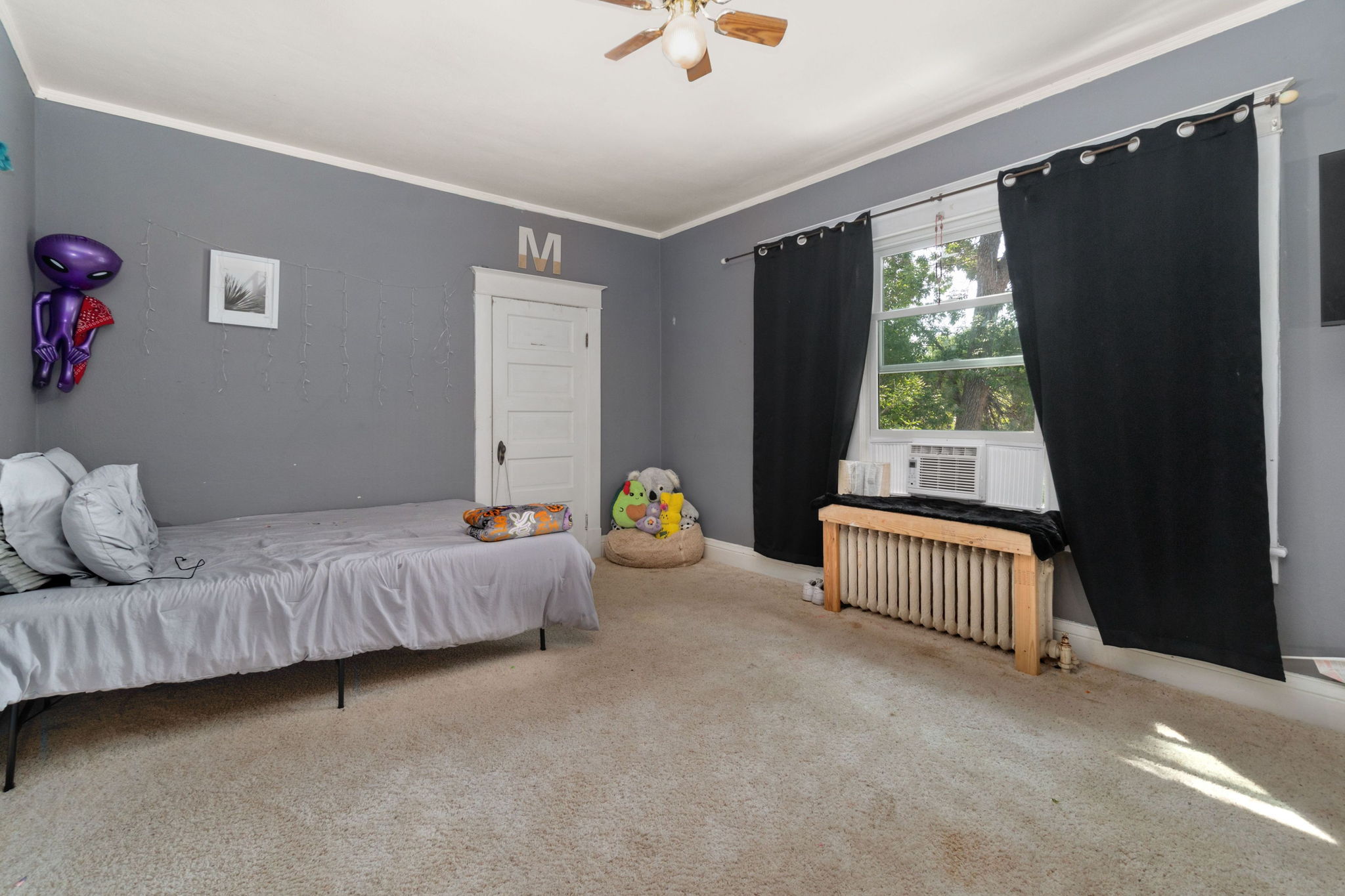 Bedroom 1 - Upper Level