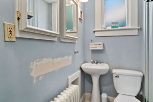 Main Floor 1/2 Bath