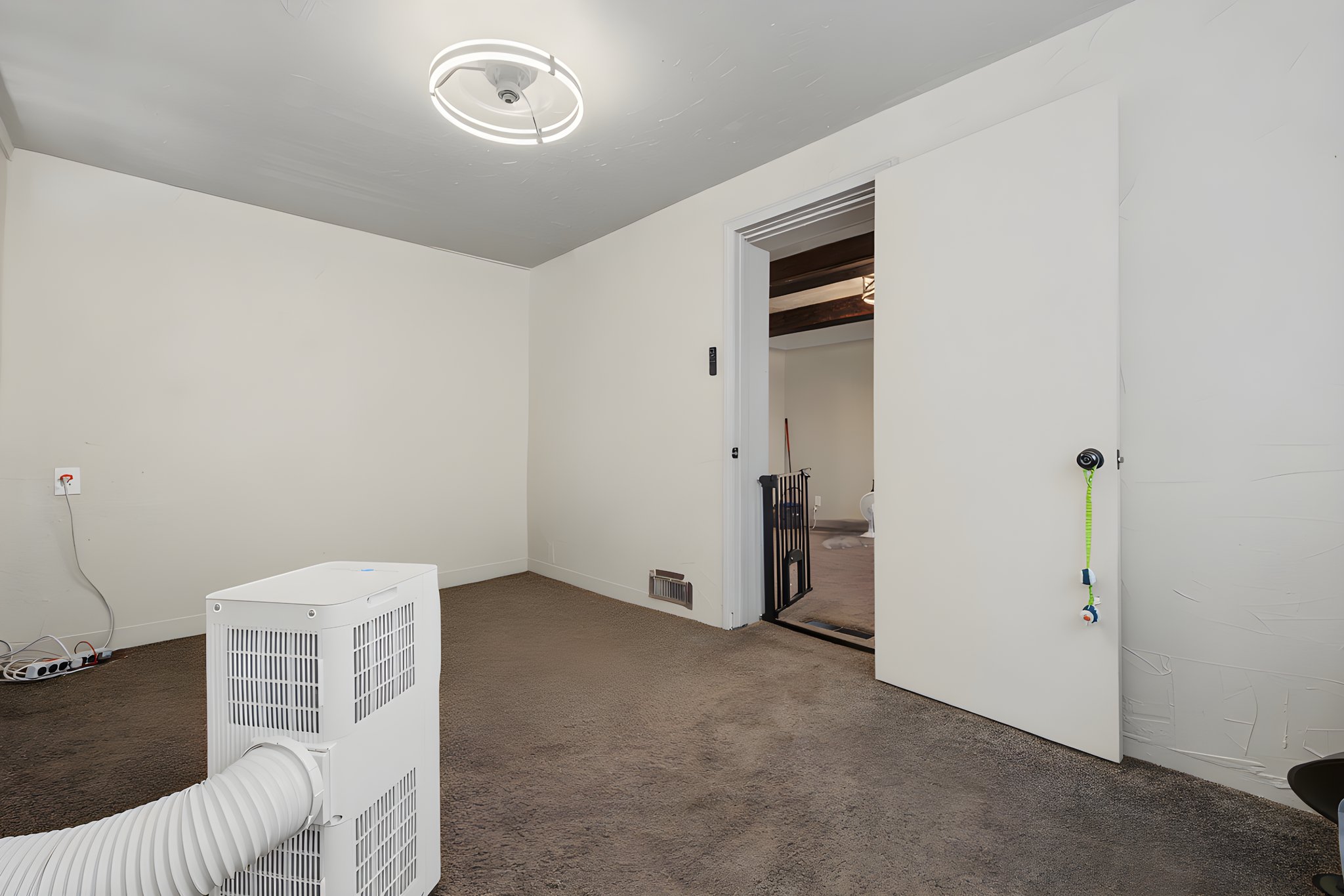 515 N 11th-32 furniture removed.jpeg