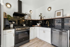 515 N Noble St 308_001