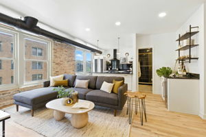 515 N Noble St 308_005