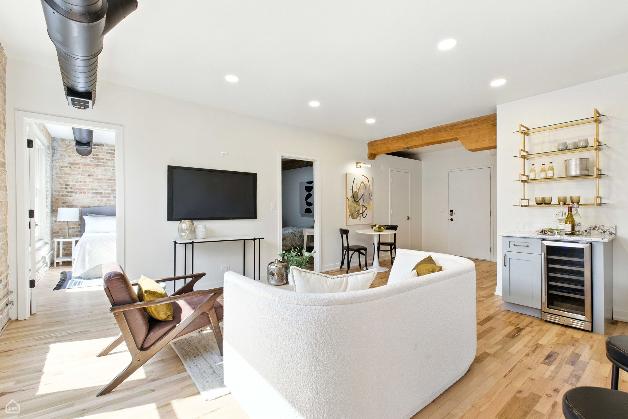 515 N Noble St 306_006
