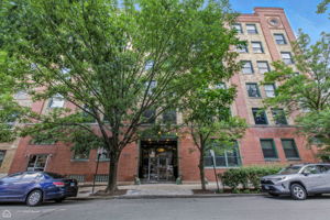 515 N Noble St 306_002